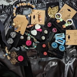 New Bulk Jewelry, fake